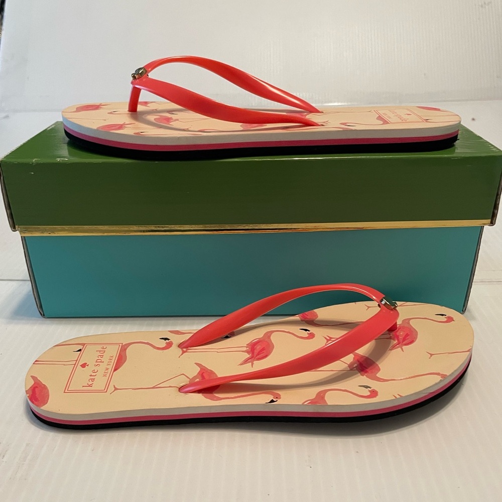 kate spade Beige Flamingo Print Flip Flop Sandals with Coral Straps - Picture 4 of 4